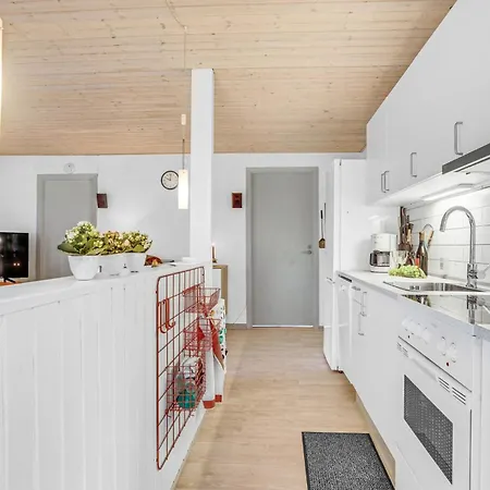 3 Bedroom Beautiful In *